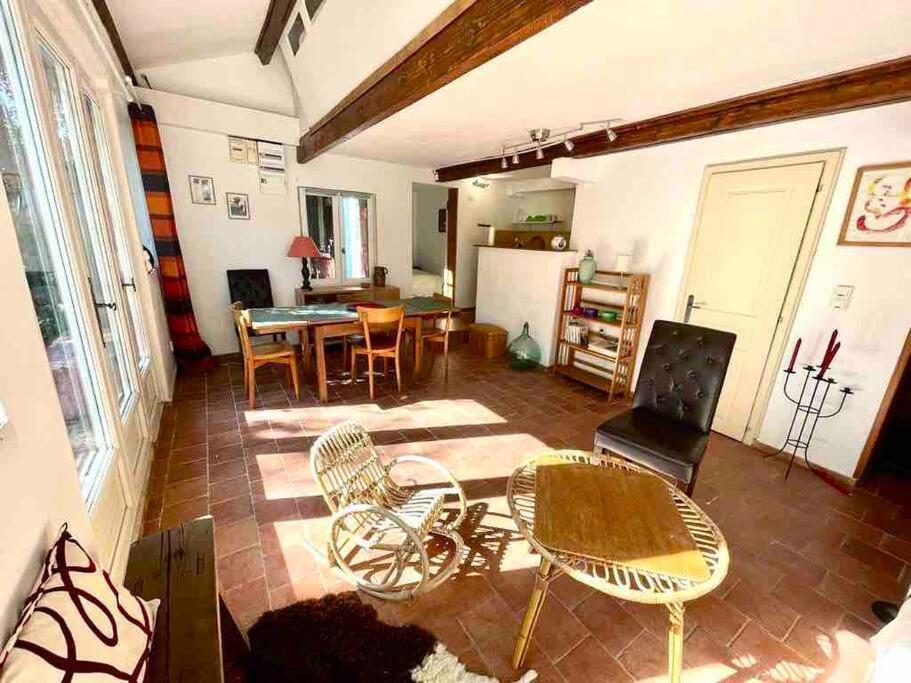Charmante Maison Dans Jardin, Calme, 55M2- 2Ch, Metro, Tres Proche Paris Vitry-sur-Seine Dış mekan fotoğraf